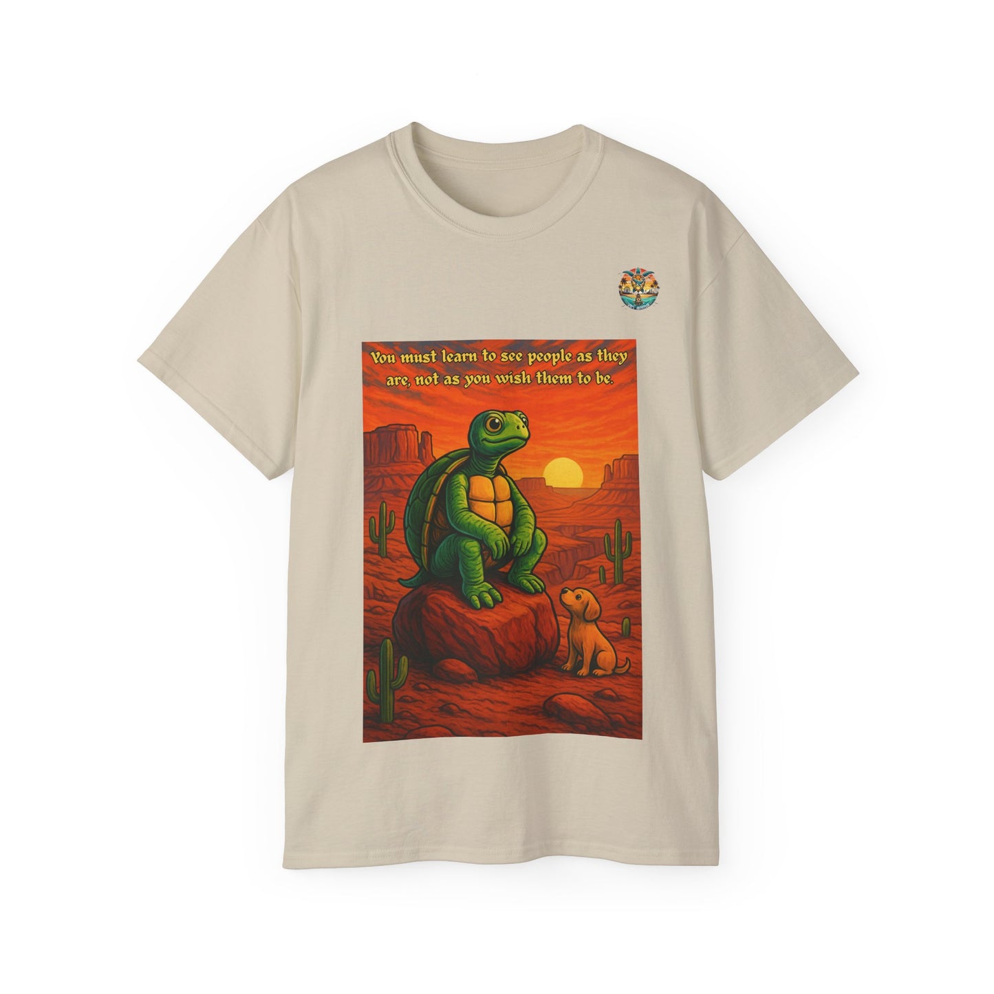 „Desert Wisdom“ – T-Shirt mit Schildkröte & Sonnenuntergang