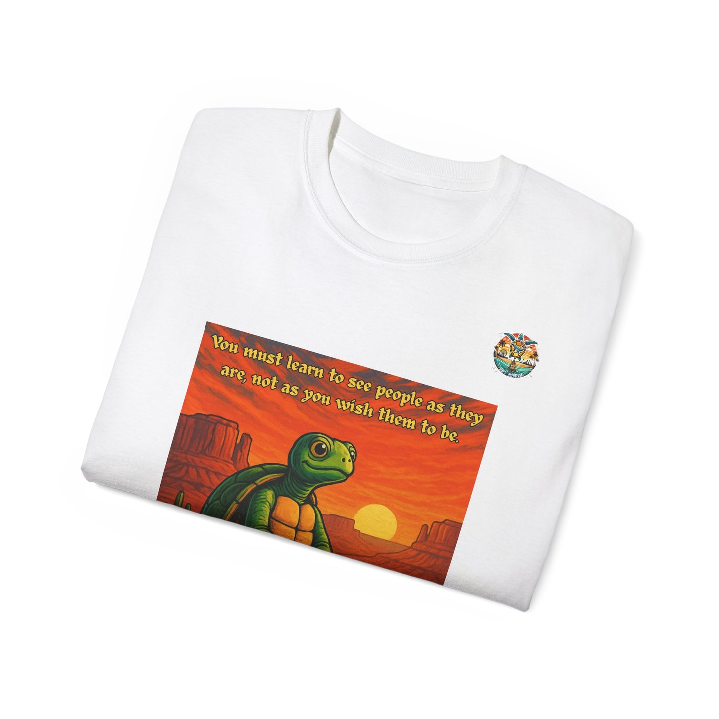 „Desert Wisdom“ – T-Shirt mit Schildkröte & Sonnenuntergang